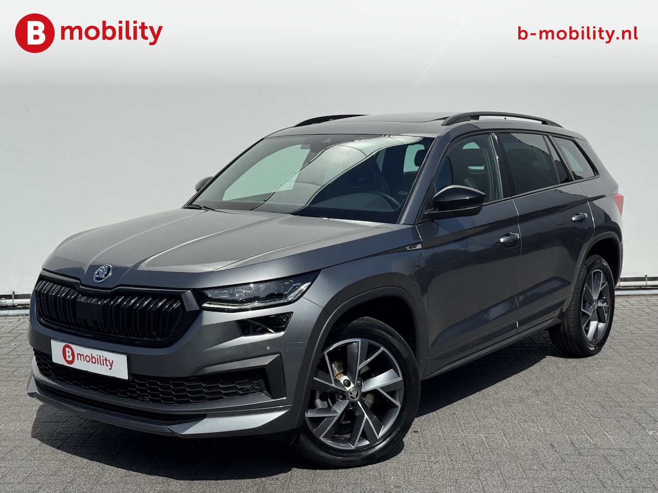 Skoda Kodiaq - 1.5 TSI Sportline Business 150Pk! Automaat | Panorama dak | Achteruitrijcamera | DAB | Sto - AutoWereld.nl