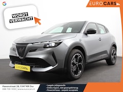 Alfa Romeo Junior - Elettrica Automaat 156PK Adaptieve Cruise Control LMV 18 inch Full Led Matrix Parkeer sens