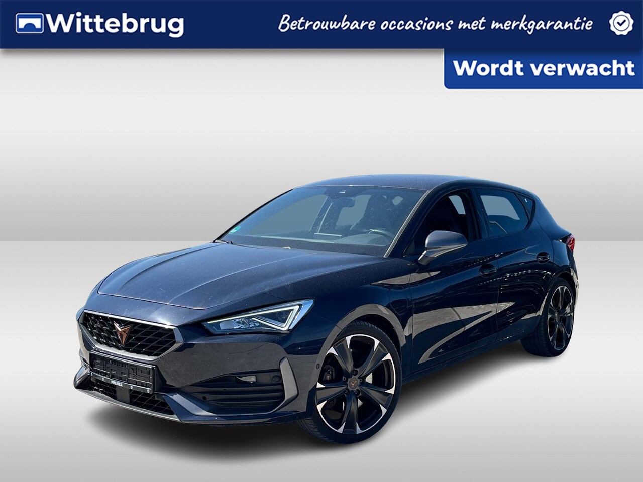 CUPRA Leon - 1.4 e-Hybrid 245pk VZ Performance / Achteruitrijcamera / Virtual Cockpit / Verwarmbare voo - AutoWereld.nl
