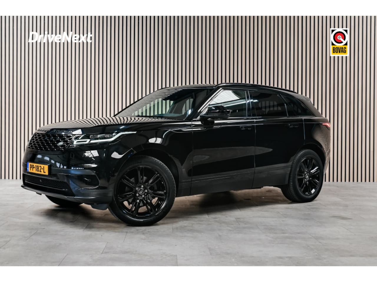 Land Rover Range Rover Velar - 2.0 T. AWD P250 | PANO | STOELVERWARMING | MERIDAN - AutoWereld.nl