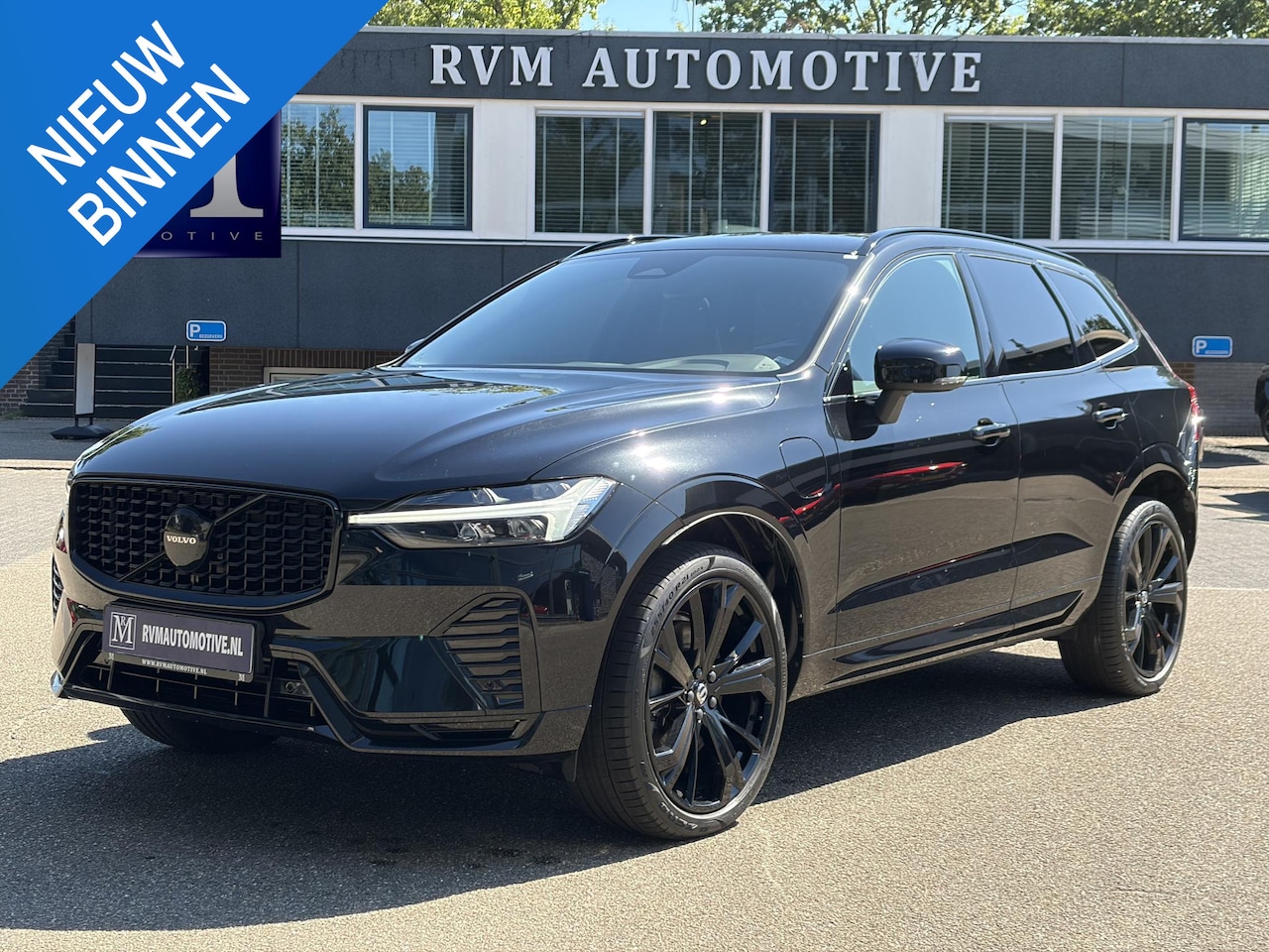Volvo XC60 - 2.0 T6 Plug-in hybrid AWD Plus Black Edition DEALER ONDERHOUDE | EL. STOELEN MET GEHEUGEN - AutoWereld.nl