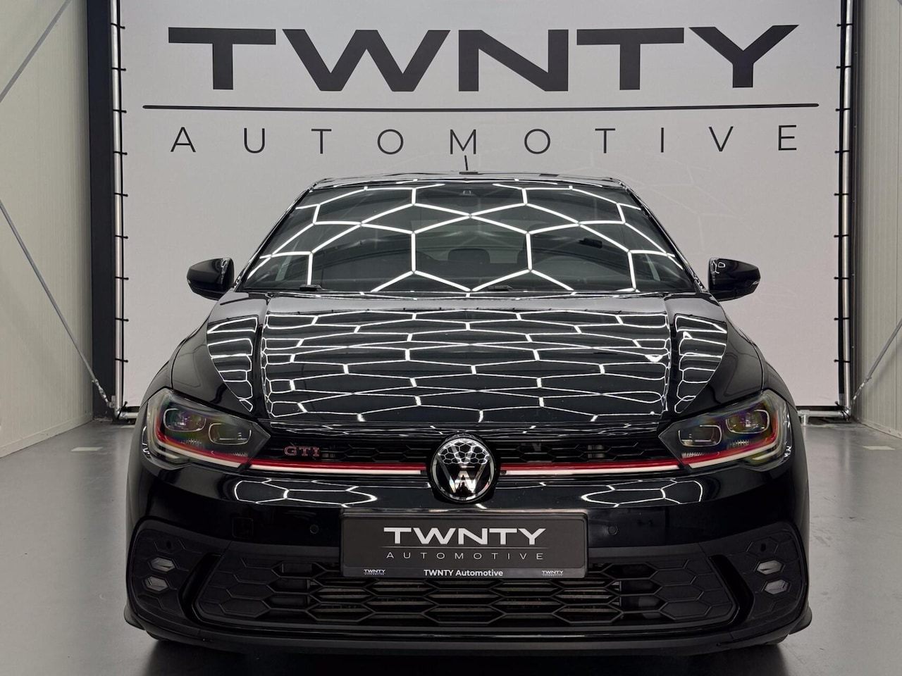 Volkswagen Polo - GTI 2.0 TSI |PANO|IQ.LIGHT|BEATS|ACC|Keyless - AutoWereld.nl