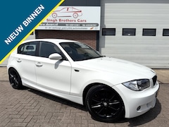 BMW 1-serie - 116i H.EXE M-SPORT CRUISE LEER PDC INRUIL MOG