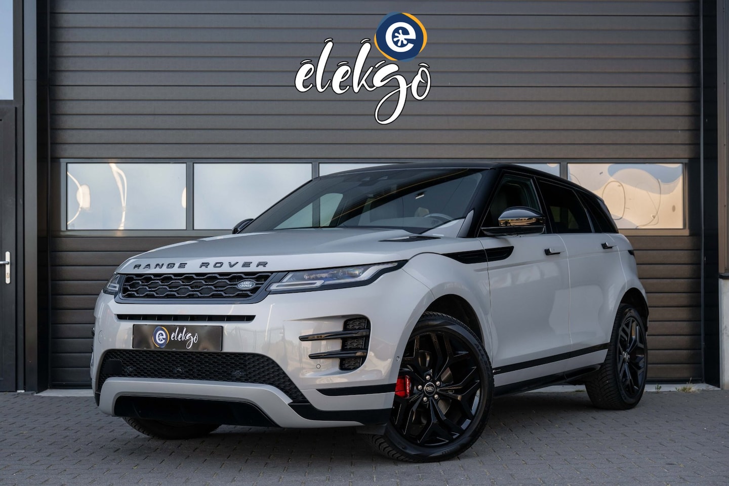 Land Rover Range Rover Evoque - 2.0 D150 AWD R-Dynamic HSE|Meridian|Matrix|Black|Cam|Keyless| - AutoWereld.nl