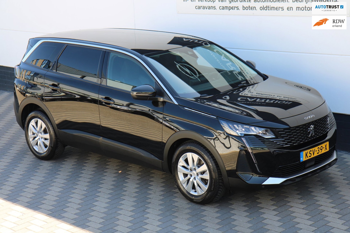 Peugeot 5008 - 1.2 PureTech 7-Persoons Carplay Camera Cruise!! - AutoWereld.nl