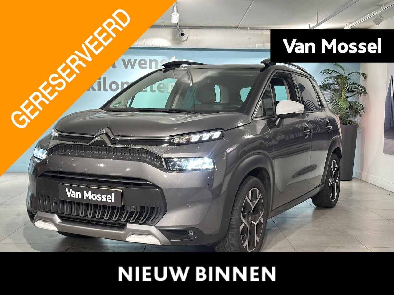 Citroën C3 Aircross - 1.2 PureTech Shine | Camera | Keyless Entry & Start | Trekhaak | Leder - AutoWereld.nl