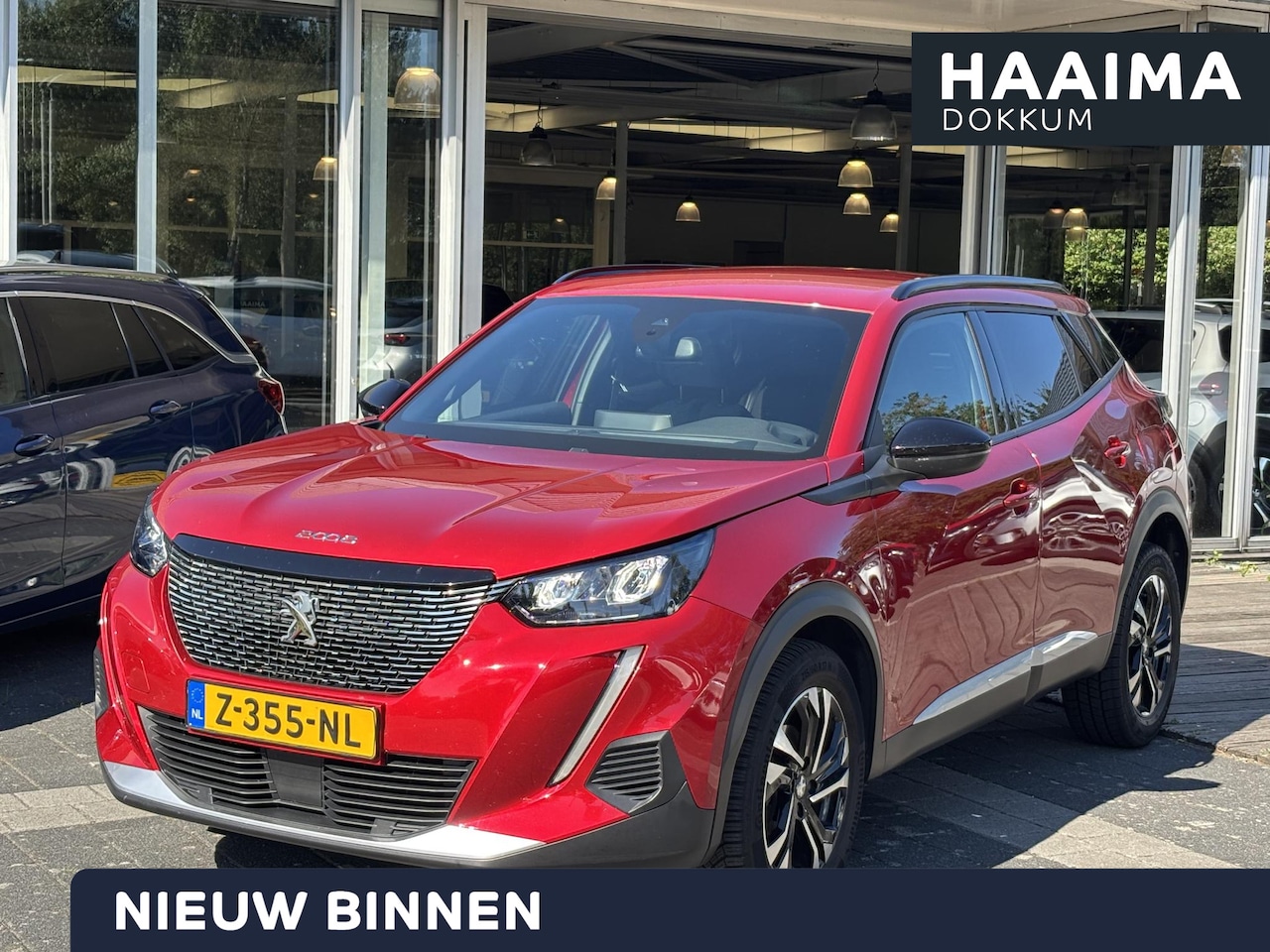 Peugeot 2008 - 1.2 PureTech Allure Pack Automaat | Luxe Uitvoering | All Season Banden - AutoWereld.nl