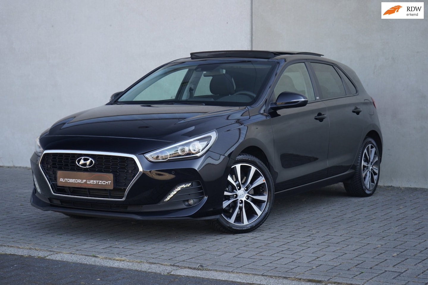 Hyundai i30 - 1.0 T-GDI Yes! 120pk, Panoramadak, Carplay, Led - AutoWereld.nl