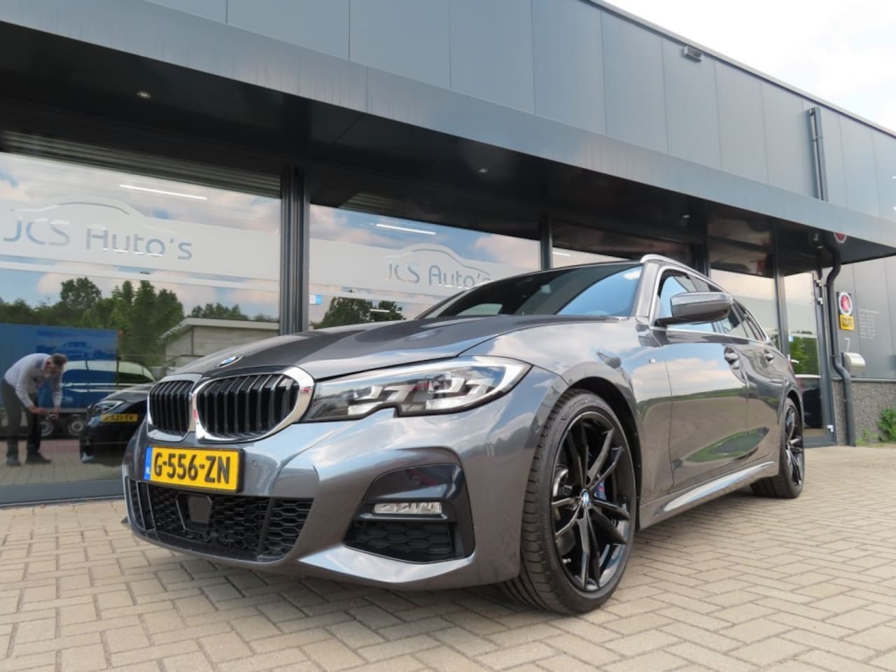 BMW 3-serie - 330I Executive M-Sport Aut Ecc Acc Camera Navi Led 19 Inch 2020 - AutoWereld.nl