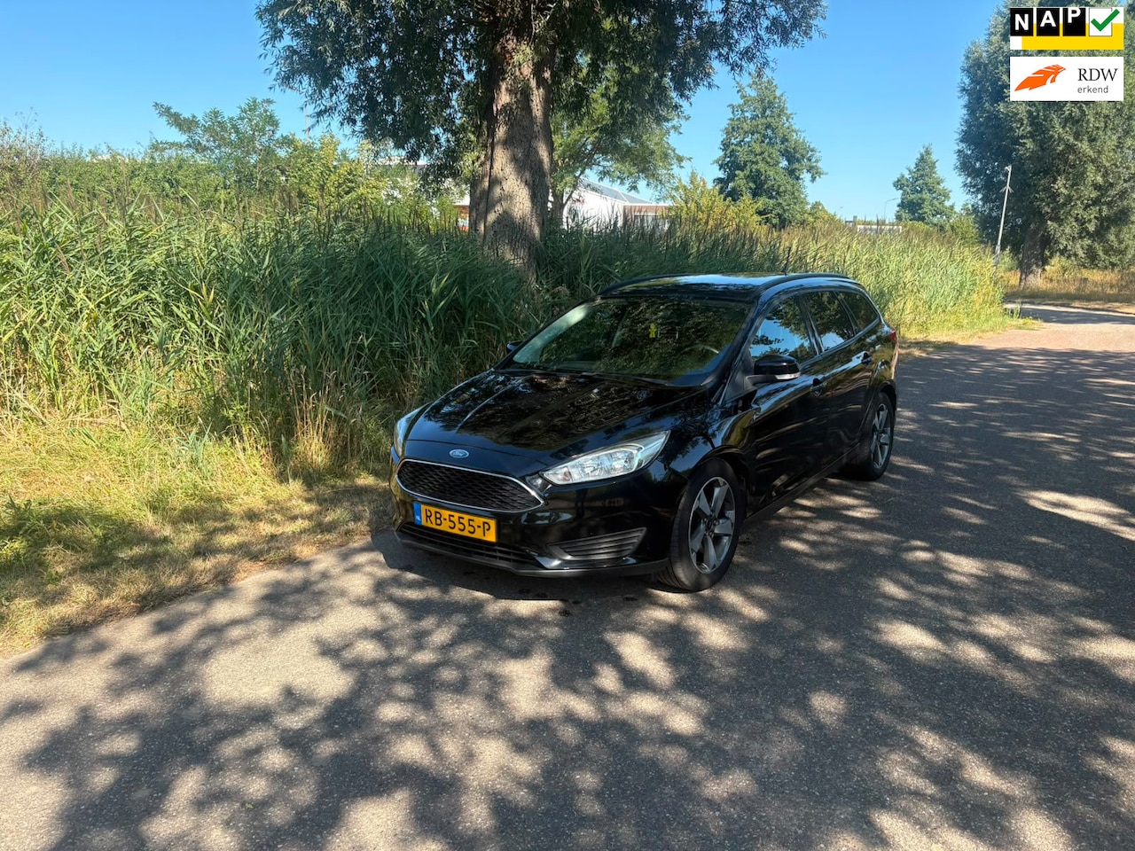 Ford Focus Wagon - Zeer nette auto, Automaat, Nieuwe distributie riem, - AutoWereld.nl