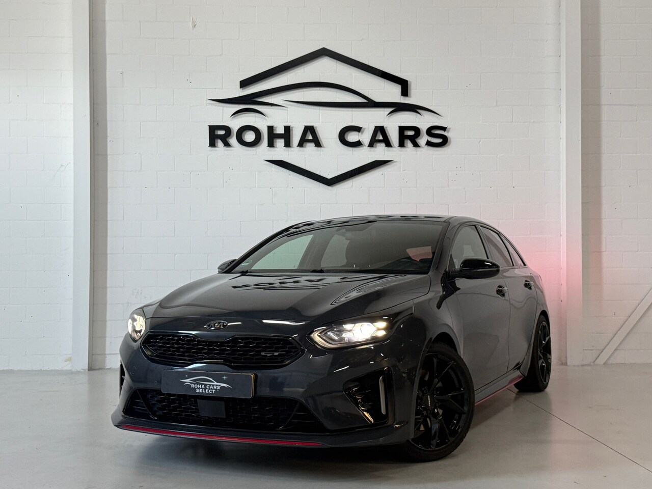Kia Pro cee'd - 1.6 T-GDI GT*BOMVOL*Stoel V/A*Camera*Dodenhoek*Stuurverwarming*Sfeer* - AutoWereld.nl