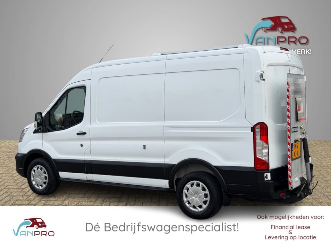 Ford Transit - 350 2.0 TDCi 130PK L2H2 / Laadlift / Koeling / NL Auto NAP / Zonnepanelen / Navi / Koelwag - AutoWereld.nl