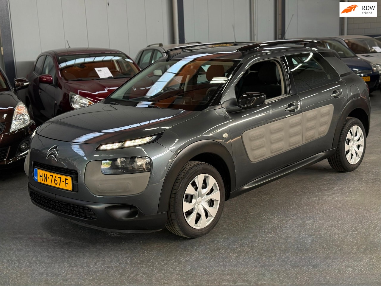 Citroën C4 Cactus - 1.2 e-VTi Business Automaat APK NAP - AutoWereld.nl