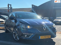 Renault Mégane - 1.2 TCe Bose| Navigatie | 18” LMV | Half Leder | Stoelverwarming |