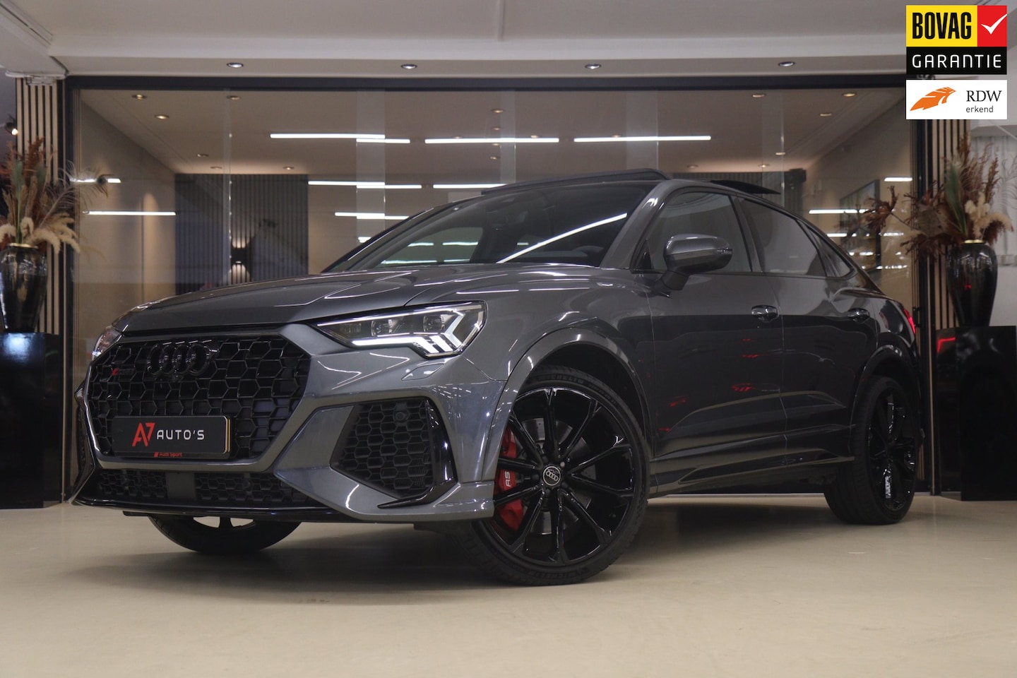 Audi RSQ3 Sportback - TFSI Pano/Sonos/360Cam/Carplay/RSStoelen/BOMVOL - AutoWereld.nl