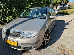 Skoda Fabia Combi - MET KOELE AIRCO & JAAR APK