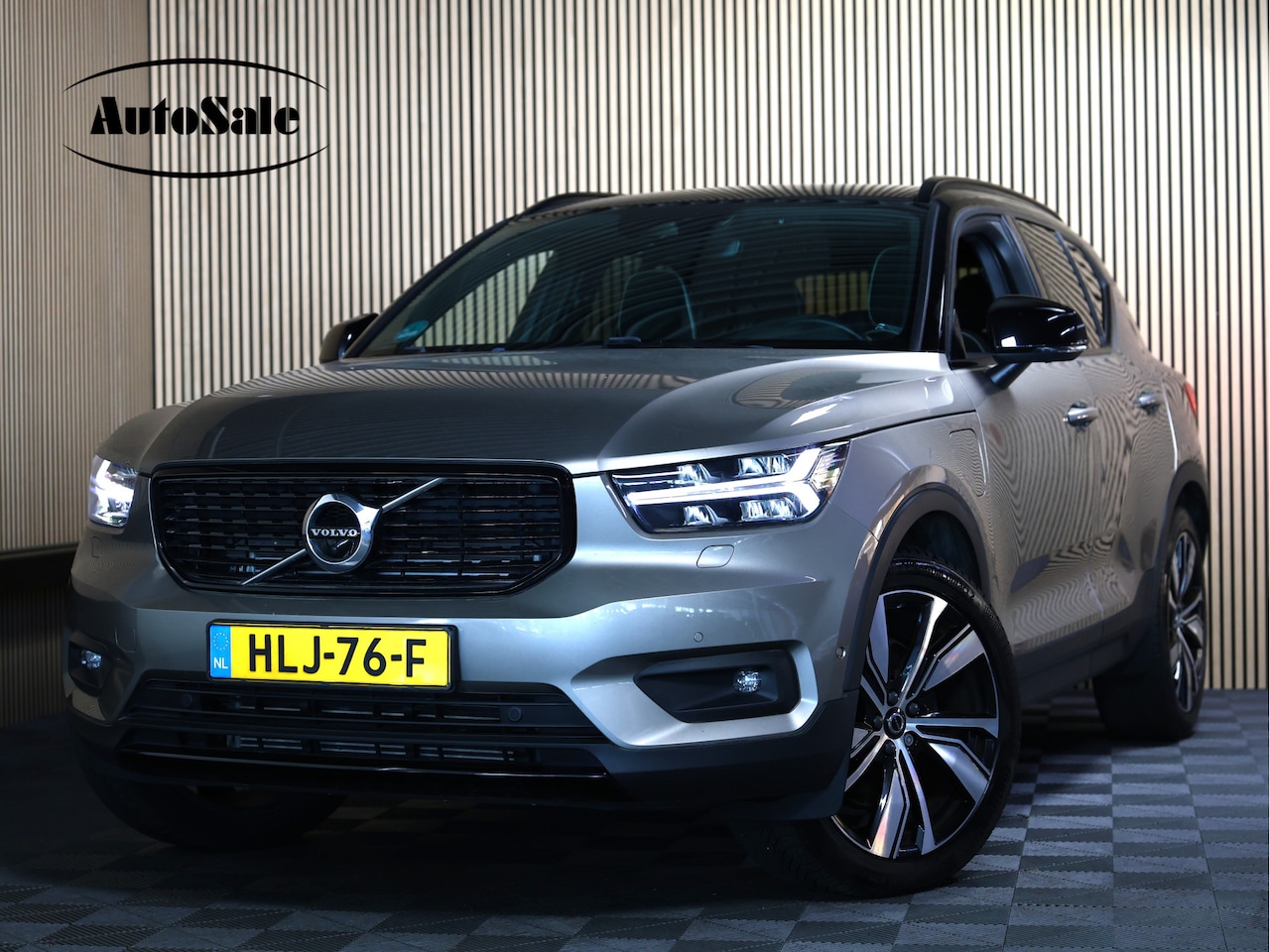 Volvo XC40 - 1.5 T5 Recharge R-Design AVM H&K CARPLAY MEMORY NAVI CLIMA ACC CAMERA STOELVW '22 - AutoWereld.nl