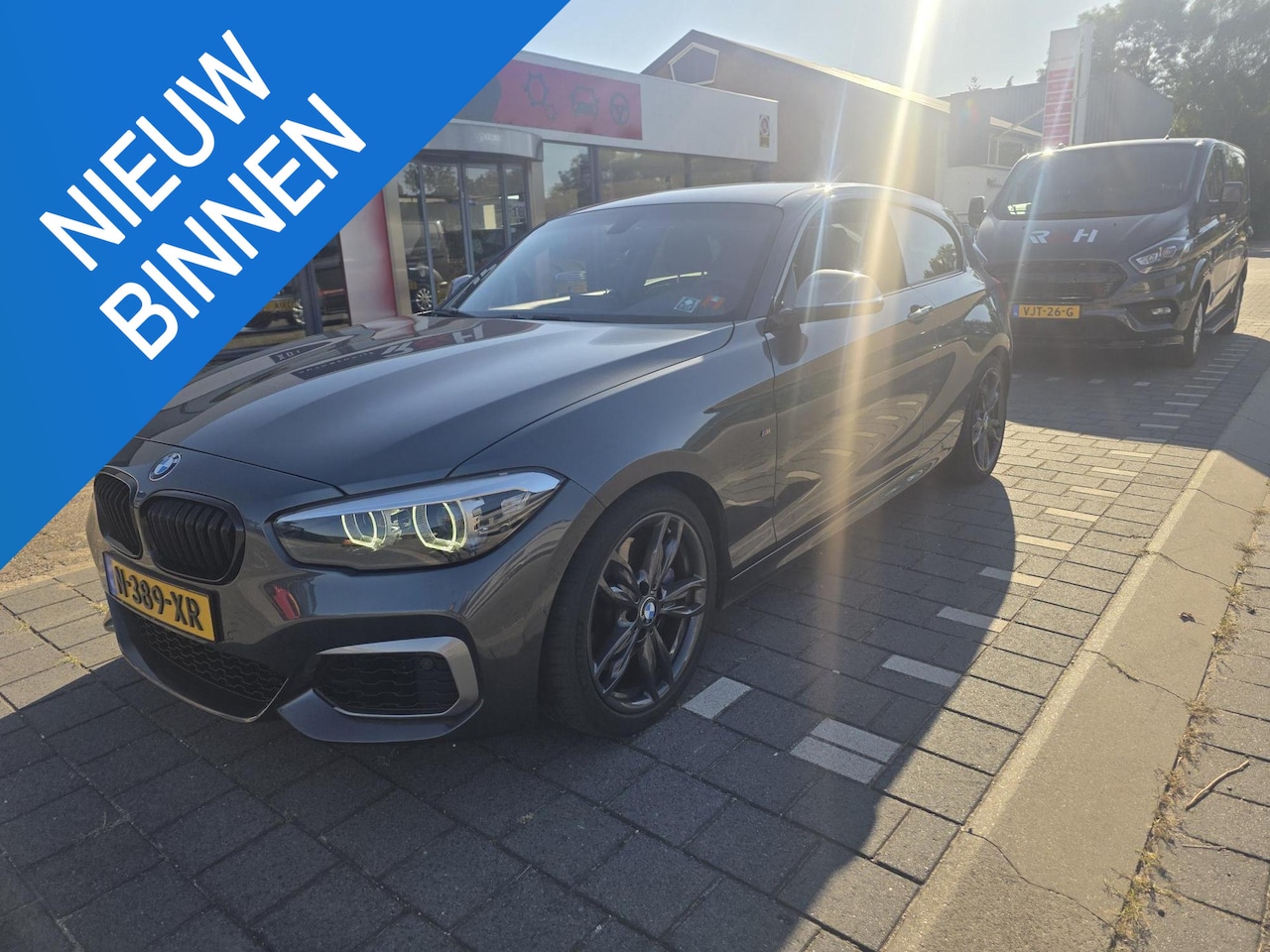 BMW 1-serie - M140i High Executive navigatie, automaat, dealer onderhouden - AutoWereld.nl