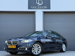 BMW 5-serie - 520i Luxury Edition AUTOMAAT / 1e EIG / TREKHAAK
