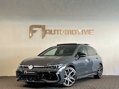 Volkswagen Golf - 1.5 eTSI Pano|HuD|Trekhaak|360 Camera|Keyless|ACC|Sfeer|Lane Assist