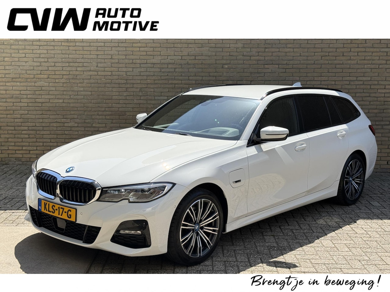 BMW 3-serie Touring - 320e M-pakket | 360 camera | Laser-LED | Sportstoelen | Leder/alcantara | Navigatie | Appl - AutoWereld.nl