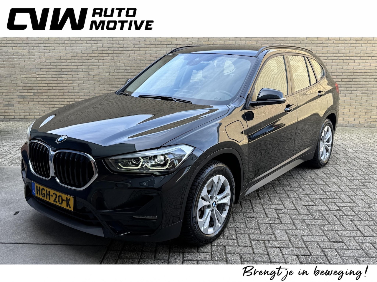 BMW X1 - xDrive25e 220pk | Leder | Navigatie | LED | Cruise control | 17 inch velgen | Camera | DAB - AutoWereld.nl