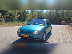 Toyota Starlet - 1.3-16V Green Nap, Stuurbekrachtiging
