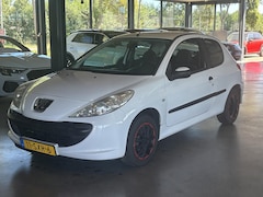 Peugeot 206 - 1.1 XR