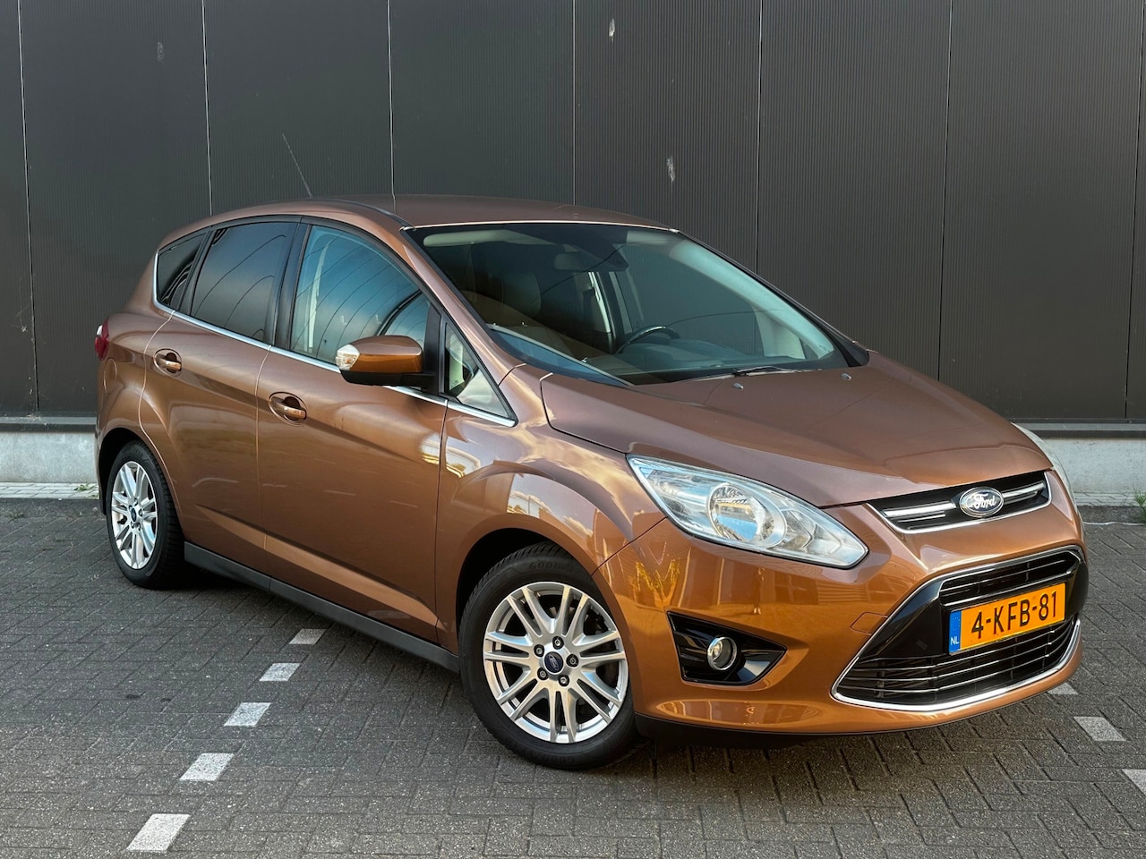 Ford C-Max - 1.0 Titanium* Zeer netjes* Goed onderh.* N.A.P.!! - AutoWereld.nl
