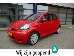Toyota Aygo - 1.0-12V Comfort Apk 13-04-2027 53214KM NAP