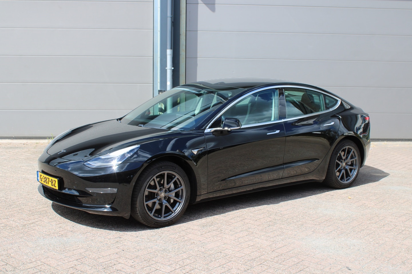 Tesla Model 3 - Standard RWD Plus - AutoWereld.nl