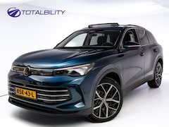 Volkswagen Tiguan - 1.5 eHybrid Elegance Business 204 PK | Panodak | Leer | Elec. Trekhaak | Stoel- & Stuurver
