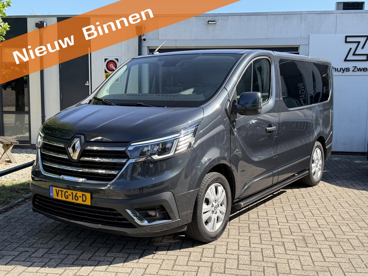 Renault Trafic - 2.0 dCi 130 T29 L1H1 Luxe Keyless | Clima | Camera | Carplay - AutoWereld.nl