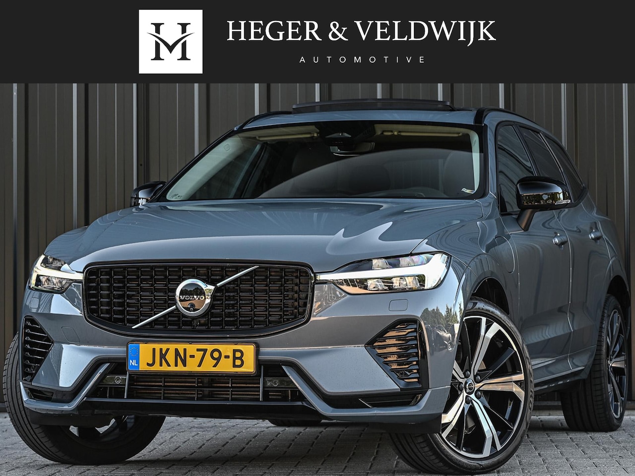 Volvo XC60 - 2.0 T8 Plug-in hybrid AWD Ultra Black Edition | Panoramadak | Harman/Kardon | Pilot Assist - AutoWereld.nl