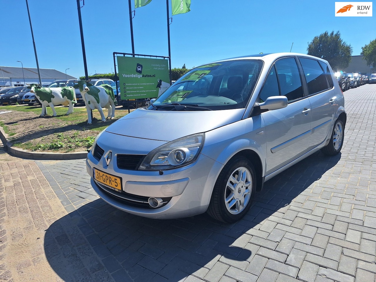 Renault Scénic - 1.6-16V Tech Line / AUTOMAAT / 104.169 km NAP / APK augustus 2027 - AutoWereld.nl