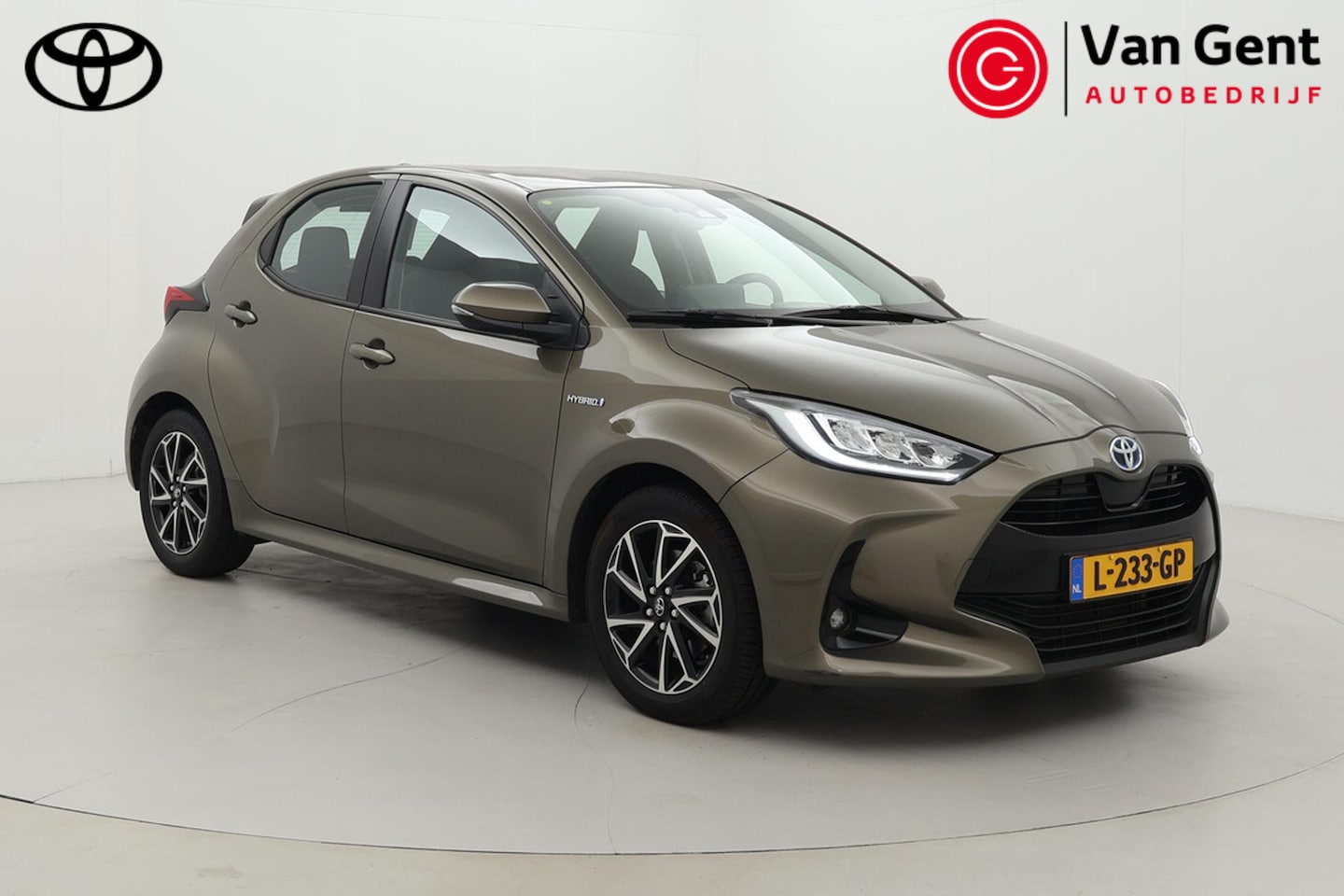 Toyota Yaris - 1.5 Hybrid Dynamic | Apple Carplay / Android Auto | Keyless | Adaptive Cruise | Clima | Ca - AutoWereld.nl
