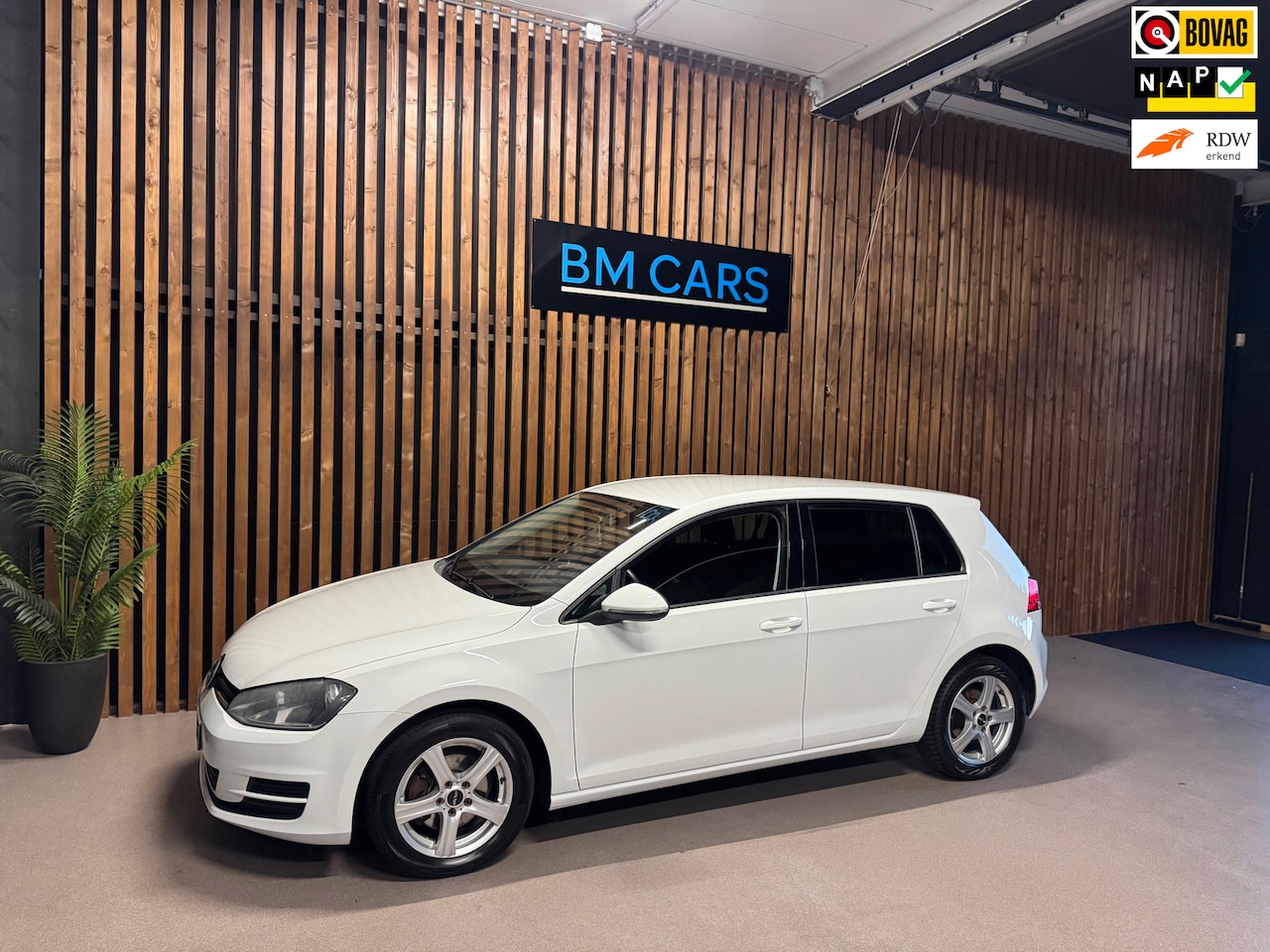 Volkswagen Golf - 1.2 TSI Trendline Airco, 5 deurs - AutoWereld.nl