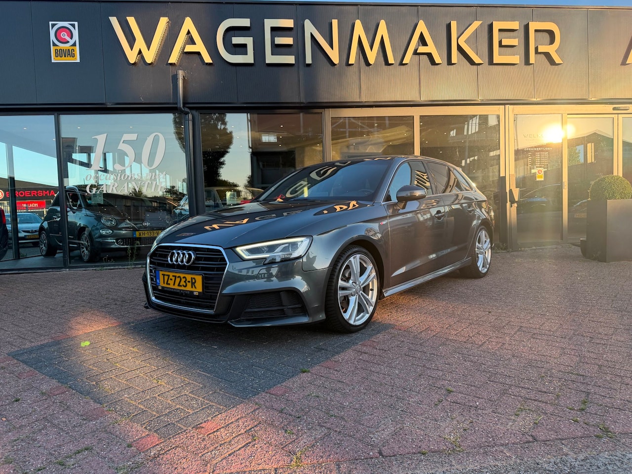 Audi A3 Sportback - 35 TFSI CoD Sport S Line Edition AUT|NAVI! - AutoWereld.nl