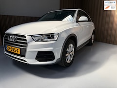 Audi Q3 - 1.4 TFSI CoD Design Pro Line Plus. Pano, Leer. In zeer nette staat Navi, Led