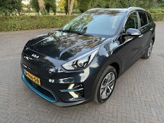 Kia e-Niro - Edition 64 kWh 3-fase SOH 98, 1%/Camera/Carplay/Led//Stuurverwarming/Garantie