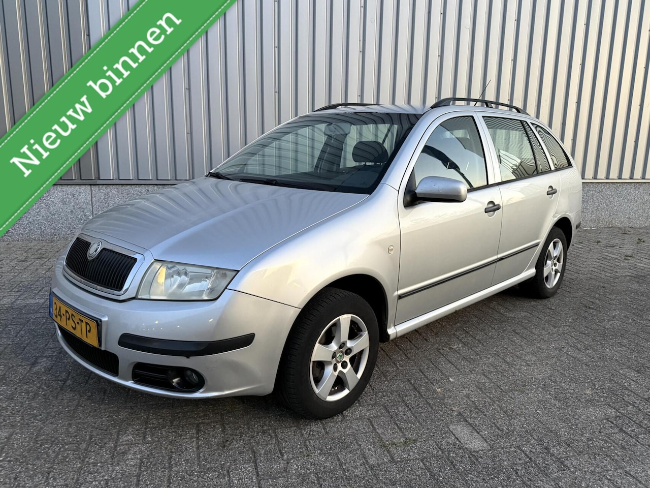 Skoda Fabia Combi - 1.4-16V Ambiente 1.4-16V Ambiente - AutoWereld.nl