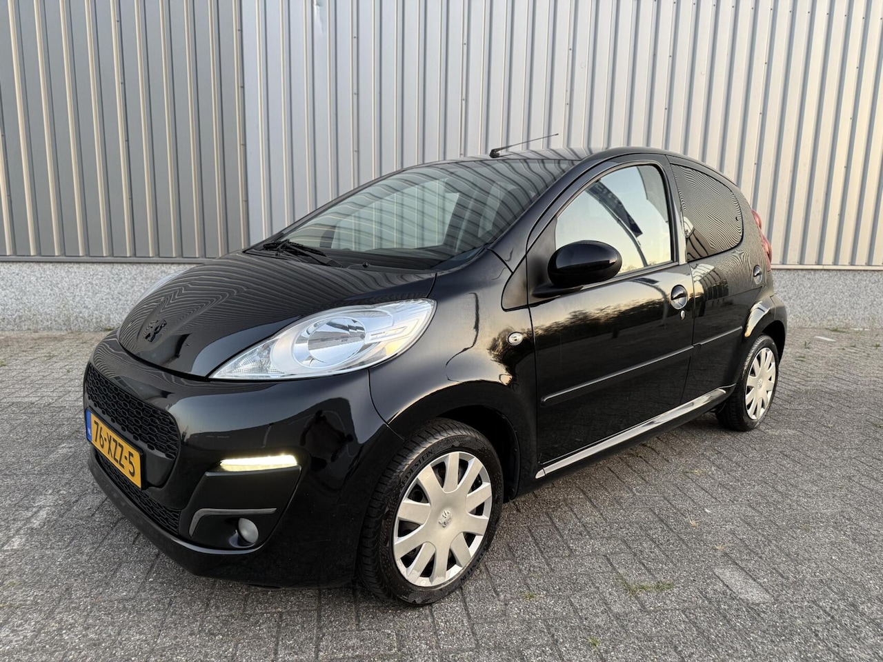 Peugeot 107 - 1.0 Première 1.0 Première - AutoWereld.nl