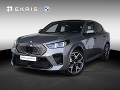 BMW iX2 - eDrive20 | M Sportpakket Pro | Innovation Pack | 20 inch | Stuurwielrand verwarmd | M Adap