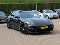 Porsche Panamera Sport Turismo - 4.0 GTS / Panoramadak / Camera / Luchtvering / Softclose / Bose / Keyless / 21'' / Sportch