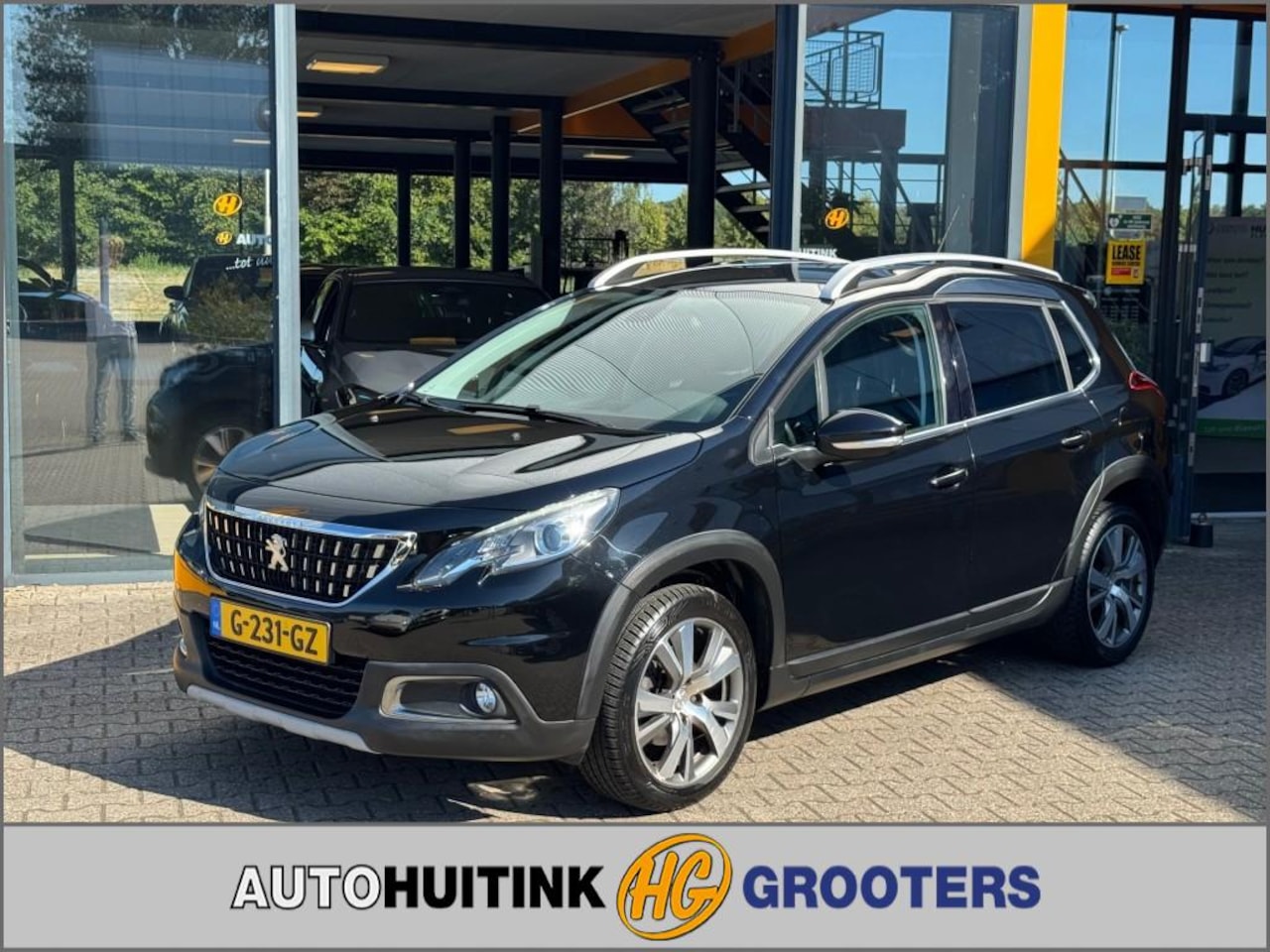 Peugeot 2008 - 1.2 Puretech Allure Navi-Apple/Android - camera - trekhaak - AutoWereld.nl