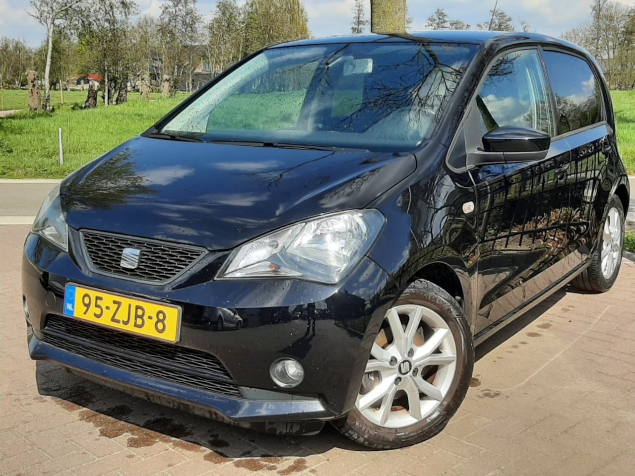 SEAT Mii - 1.0 60pk E-STyle Airco - AutoWereld.nl