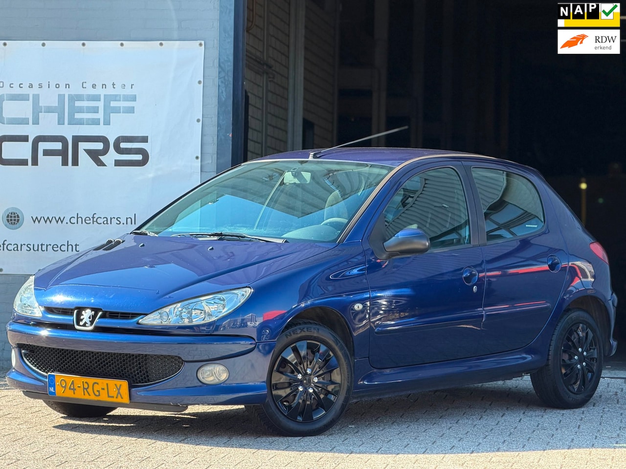 Peugeot 206 - 1.4|NAP|AIRCO|APK|5DEURS|DISTRIBUTIEVV|BOEKJES! - AutoWereld.nl