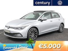 Volkswagen Golf - 1.4 eHybrid Style / Pano-Dak / Clima / Camera