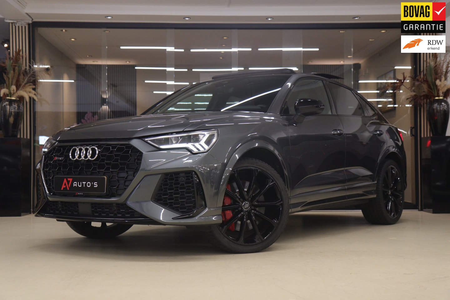 Audi RSQ3 Sportback - TFSI Pano/360Cam/Carplay/RSStoelen/Blindspot/BOMVOL - AutoWereld.nl