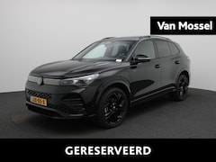 Volkswagen Tiguan - 1.5 eHybrid R-Line Edition 204 PK| SoH 100% | Automaat | Black Style | Panorama Schuif/Kan